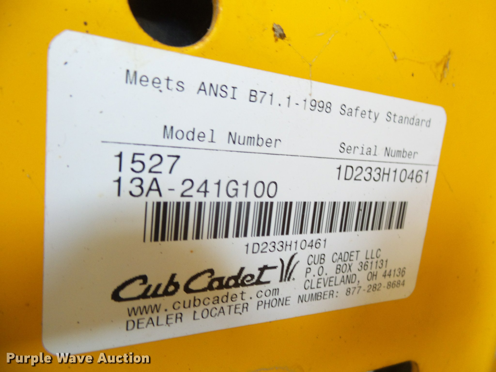 Cub Cadet 1527 lawn mower in Saint Joseph, MO Item DA1615 sold