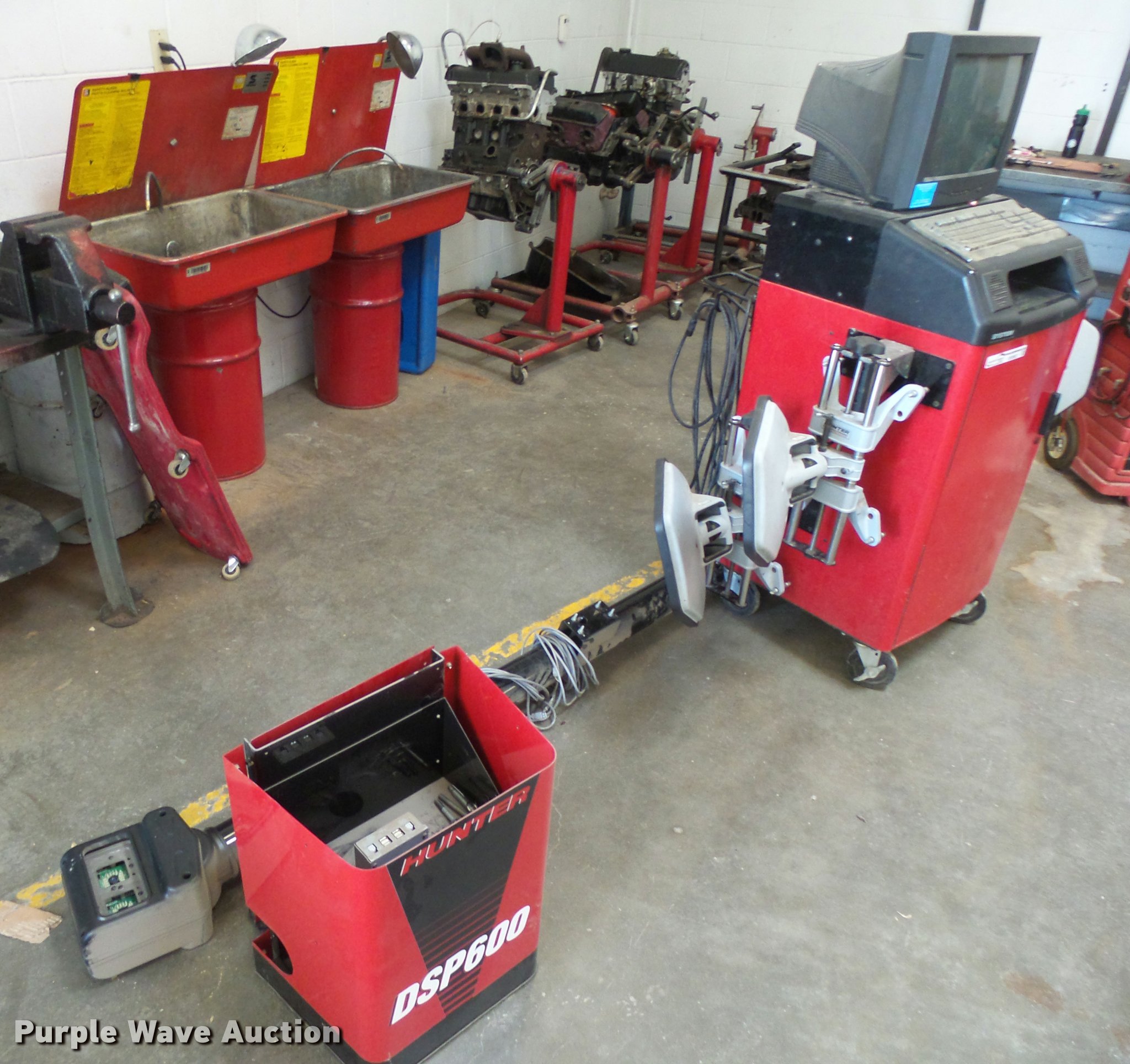 Hunter DSP600 alignment system in Liberal, KS Item DE9087 sold