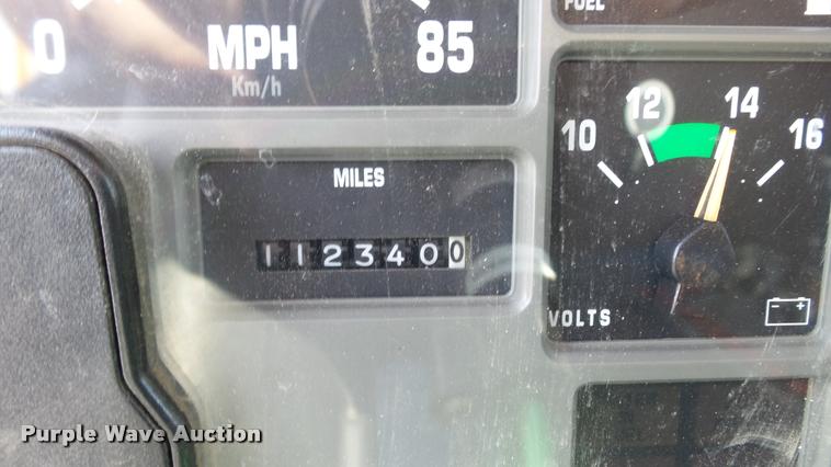 image for item DA1116 2001 International F2554 dump truck