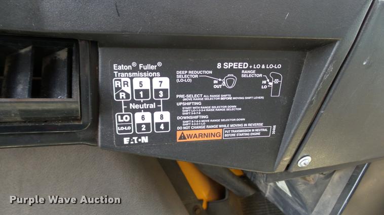 image for item DA1116 2001 International F2554 dump truck