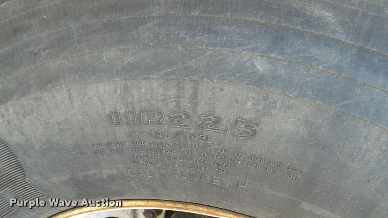 image for item DA1116 2001 International F2554 dump truck