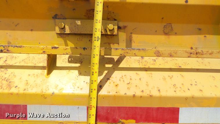 image for item DA1116 2001 International F2554 dump truck