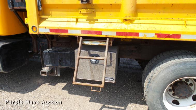 image for item DA1116 2001 International F2554 dump truck
