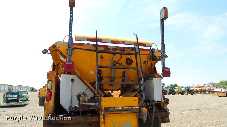 image for item DA1116 2001 International F2554 dump truck