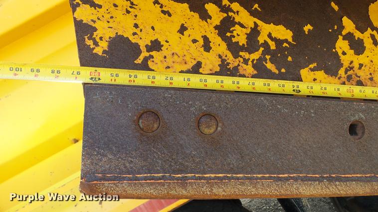 image for item DA1116 2001 International F2554 dump truck