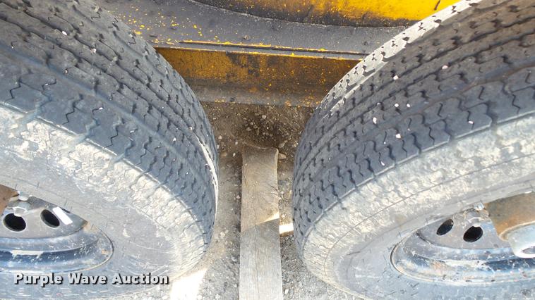 image for item DA1118 2008 Crafco SS250D crack sealer