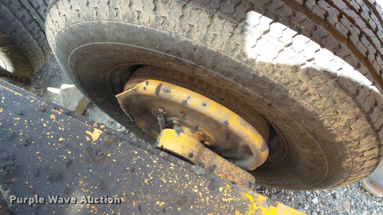 image for item DA1118 2008 Crafco SS250D crack sealer