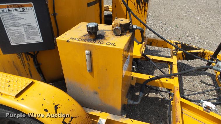 image for item DA1118 2008 Crafco SS250D crack sealer