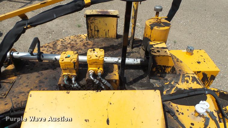 image for item DA1118 2008 Crafco SS250D crack sealer