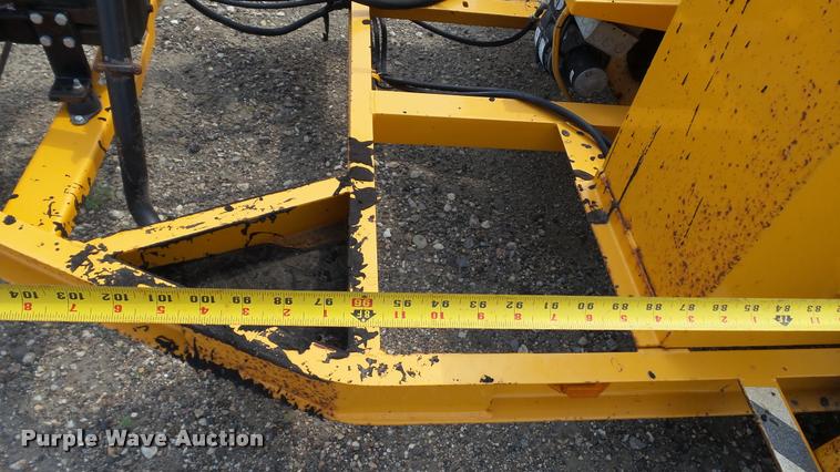 image for item DA1118 2008 Crafco SS250D crack sealer