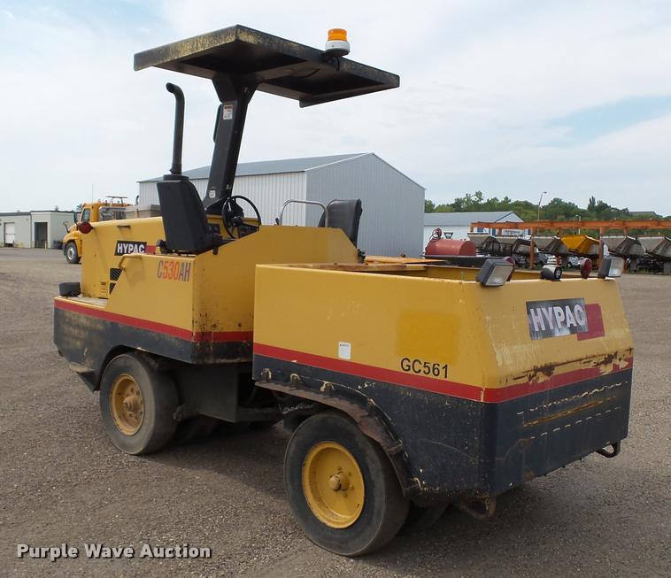 image for item DA1120 2004 Hypac C530AH pneumatic roller