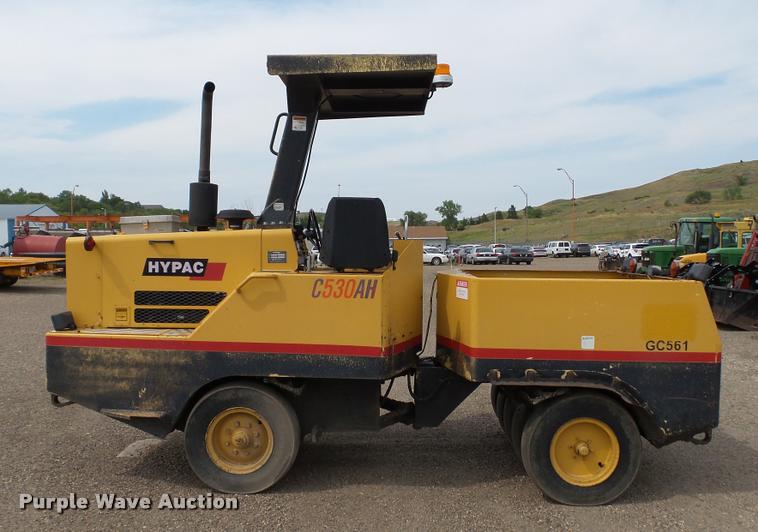 image for item DA1120 2004 Hypac C530AH pneumatic roller