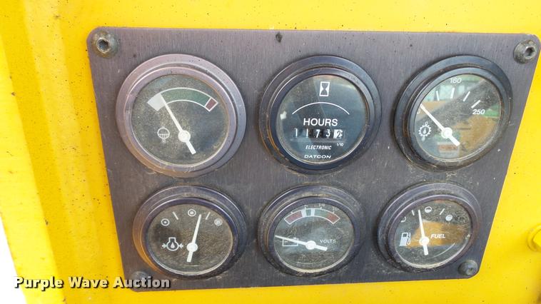 image for item DA1120 2004 Hypac C530AH pneumatic roller