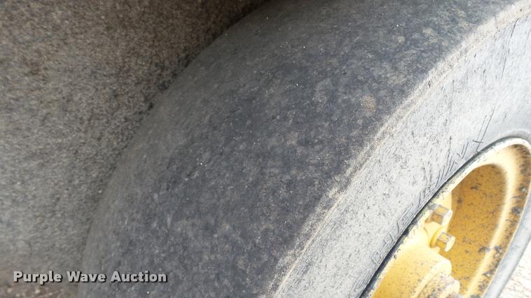 image for item DA1120 2004 Hypac C530AH pneumatic roller