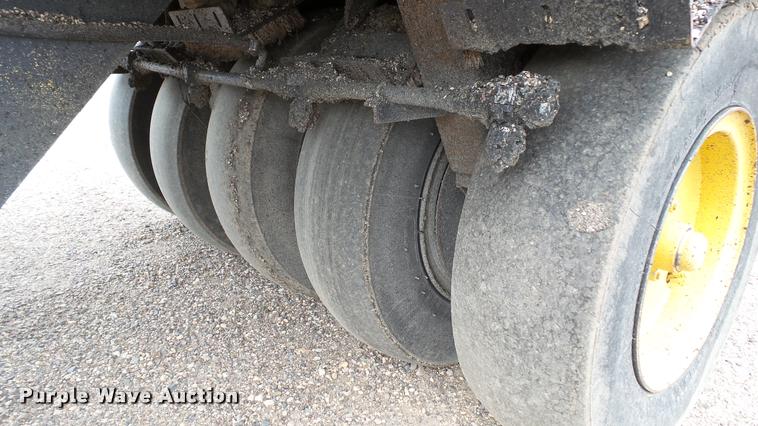 image for item DA1120 2004 Hypac C530AH pneumatic roller