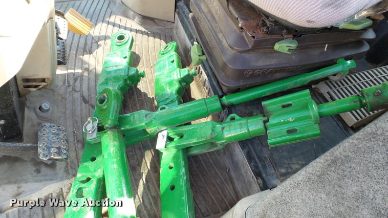 image for item DA1121 2001 John Deere 6310 tractor