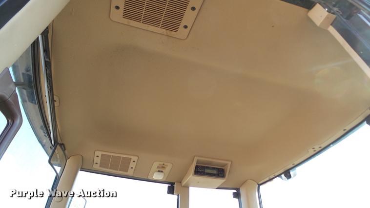 image for item DA1121 2001 John Deere 6310 tractor