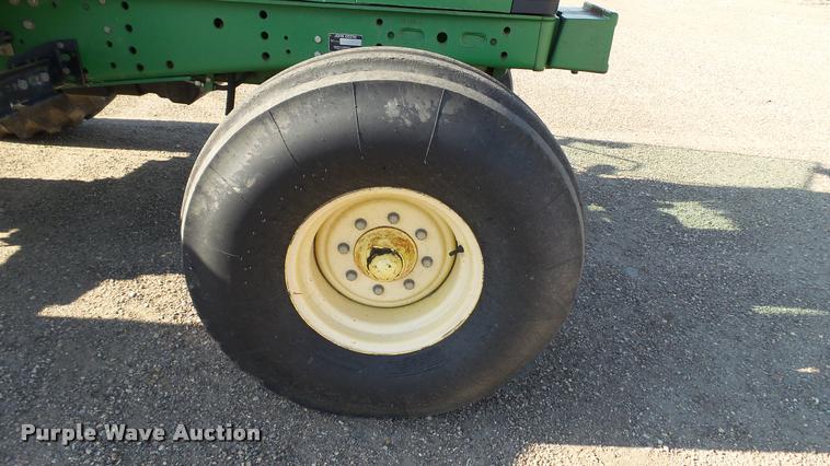 image for item DA1121 2001 John Deere 6310 tractor