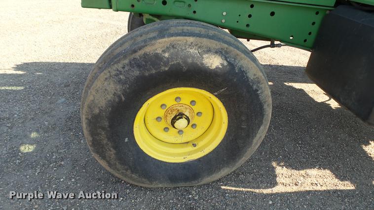 image for item DA1121 2001 John Deere 6310 tractor
