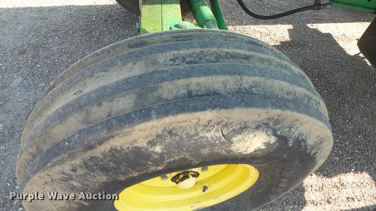 image for item DA1121 2001 John Deere 6310 tractor