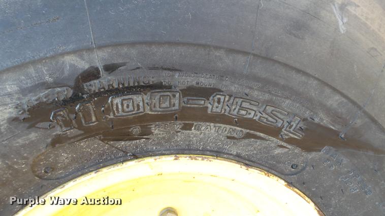 image for item DA1122 2001 John Deere 6310 tractor