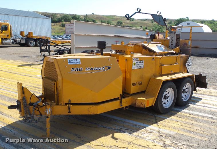 image for item DA1124 2011 Cimline 230 Magma crack sealer