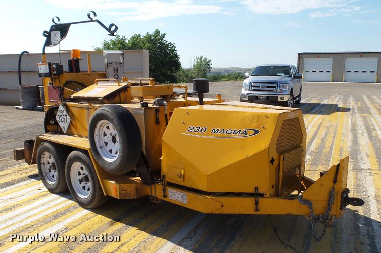 image for item DA1124 2011 Cimline 230 Magma crack sealer