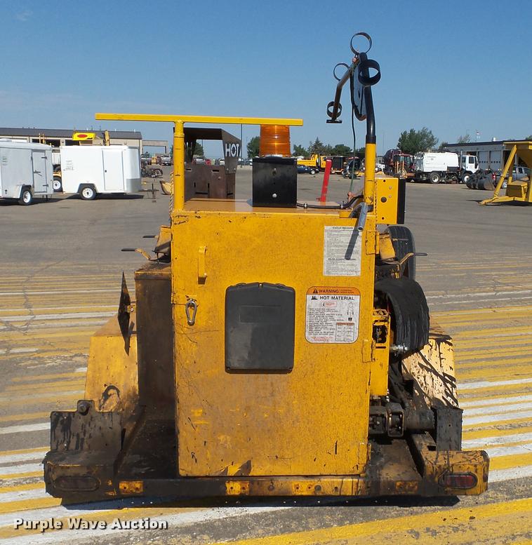 image for item DA1124 2011 Cimline 230 Magma crack sealer