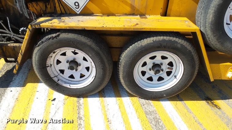 image for item DA1124 2011 Cimline 230 Magma crack sealer