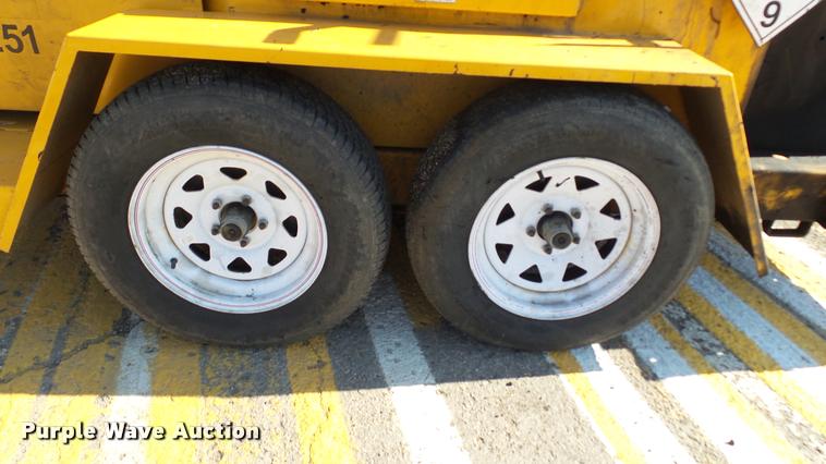 image for item DA1124 2011 Cimline 230 Magma crack sealer