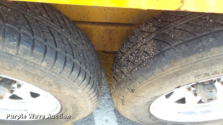 image for item DA1124 2011 Cimline 230 Magma crack sealer