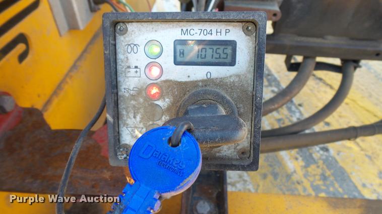 image for item DA1124 2011 Cimline 230 Magma crack sealer