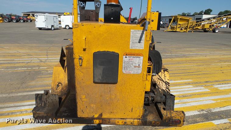 image for item DA1124 2011 Cimline 230 Magma crack sealer