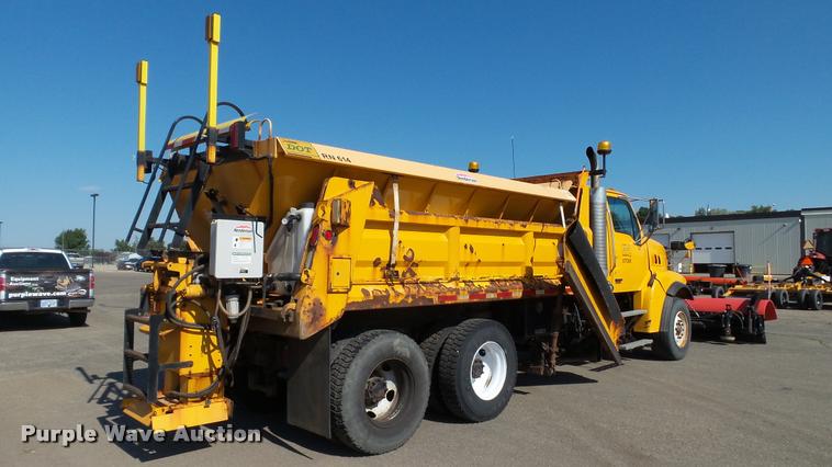 image for item DA1125 2003 Sterling L9500 dump truck