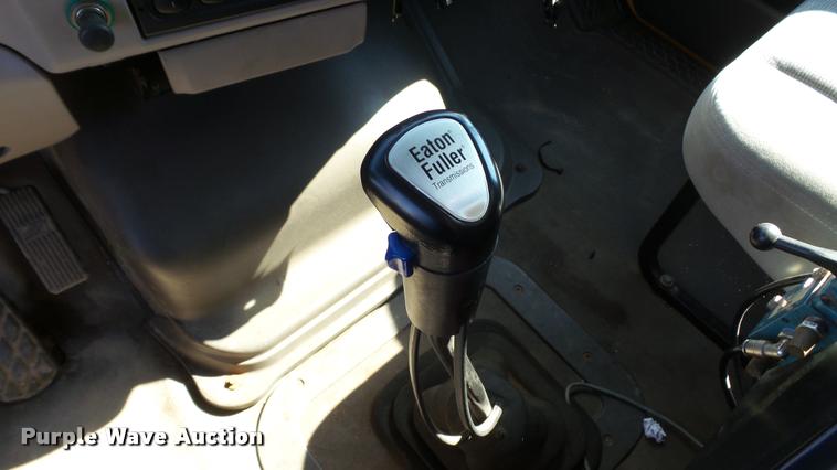 image for item DA1125 2003 Sterling L9500 dump truck