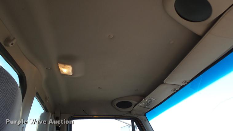 image for item DA1125 2003 Sterling L9500 dump truck