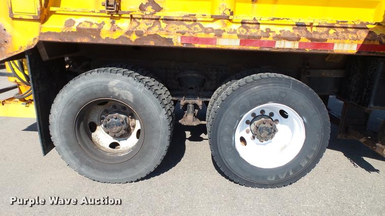 image for item DA1125 2003 Sterling L9500 dump truck