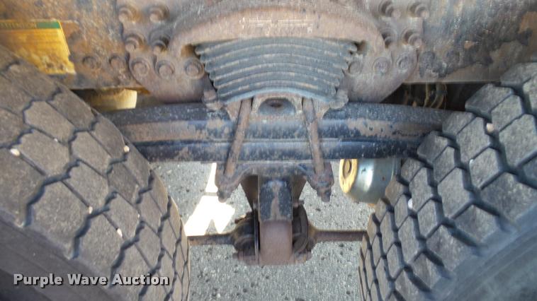 image for item DA1125 2003 Sterling L9500 dump truck