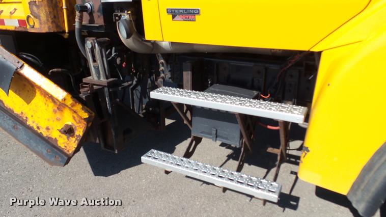 image for item DA1125 2003 Sterling L9500 dump truck