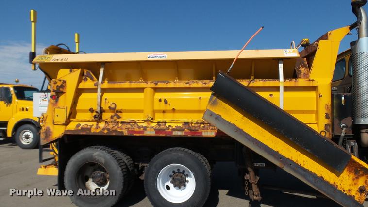 image for item DA1125 2003 Sterling L9500 dump truck