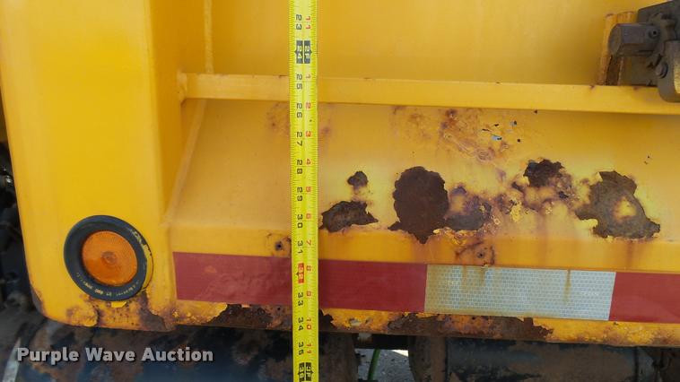 image for item DA1125 2003 Sterling L9500 dump truck