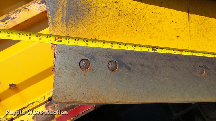 image for item DA1125 2003 Sterling L9500 dump truck