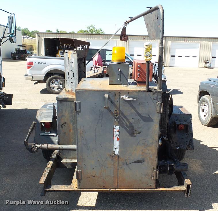 image for item DA1126 2000 Cimline 225 crack seal machine