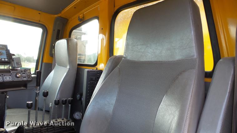 image for item DA1129 1998 Ford LT9501 Louisville 101 dump truck