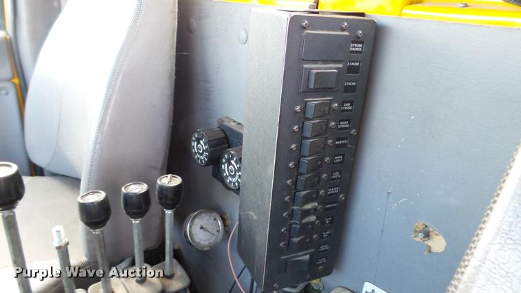 image for item DA1129 1998 Ford LT9501 Louisville 101 dump truck