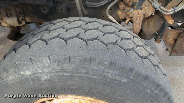 image for item DA1129 1998 Ford LT9501 Louisville 101 dump truck