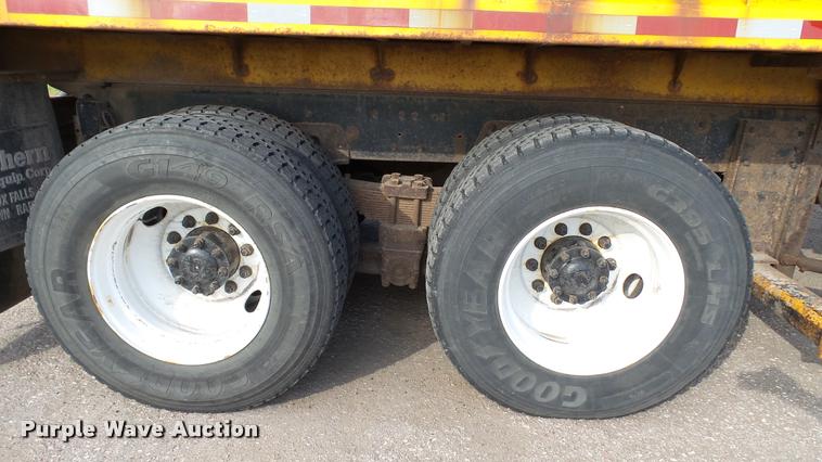 image for item DA1129 1998 Ford LT9501 Louisville 101 dump truck