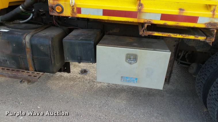 image for item DA1129 1998 Ford LT9501 Louisville 101 dump truck