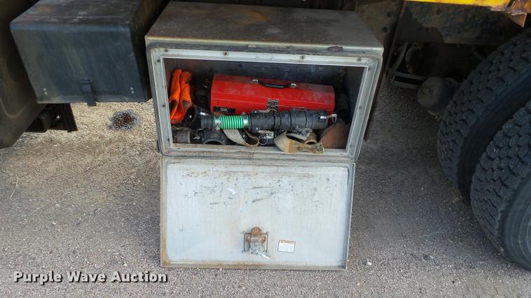 image for item DA1129 1998 Ford LT9501 Louisville 101 dump truck