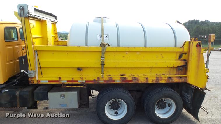 image for item DA1129 1998 Ford LT9501 Louisville 101 dump truck